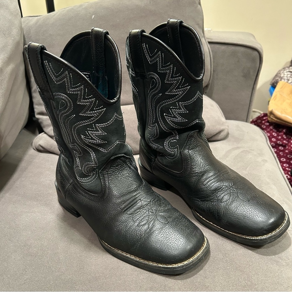 Herman Survivors Men’s Leather Cowboy Boots. Like new. Size 9.5